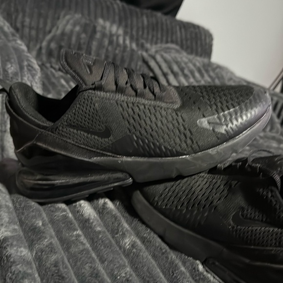 Nike Other - Brand new Nike Air max 270 black